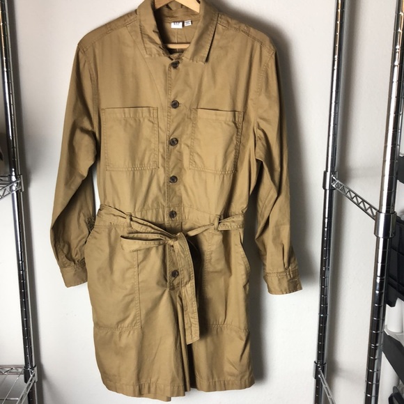 GAP Utility Romper - Picture 6 of 12